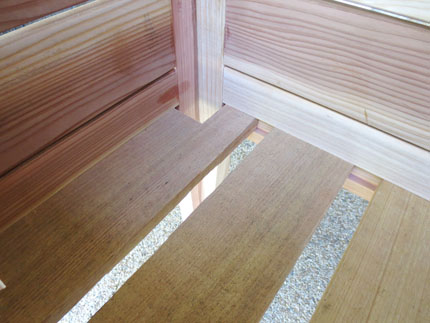 Slats Shown Captured in Grooves in Lower Rails