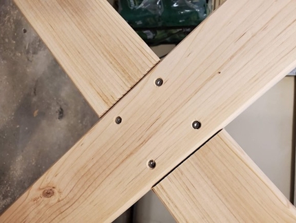 The Half-lap Joint that Joins the Two Cross Braces